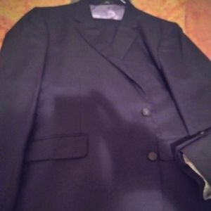 2Suits 4 the Big MAN. 2 Buttons. 50L  42/32,and 50L 44/32 (Black Suit)